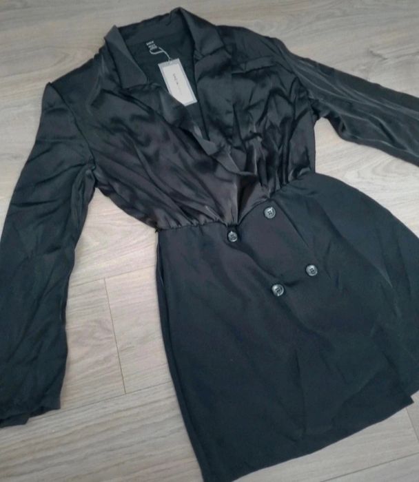 Rochie neagră de damă