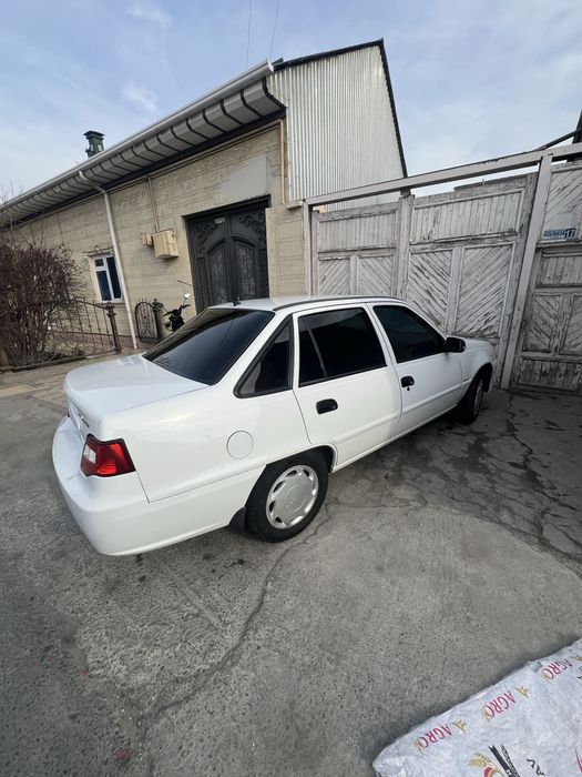 Nexia 2 dons 1.6 luks super salon 2014 yil