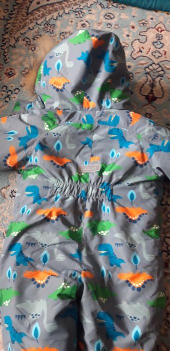 Продам комбез на 80рост