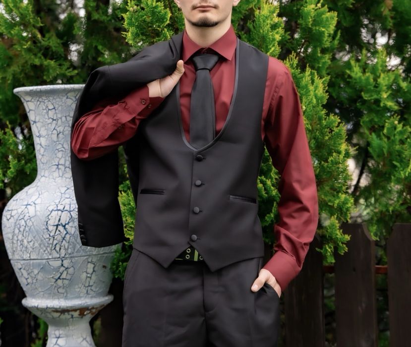 Мъжки костюм за бал