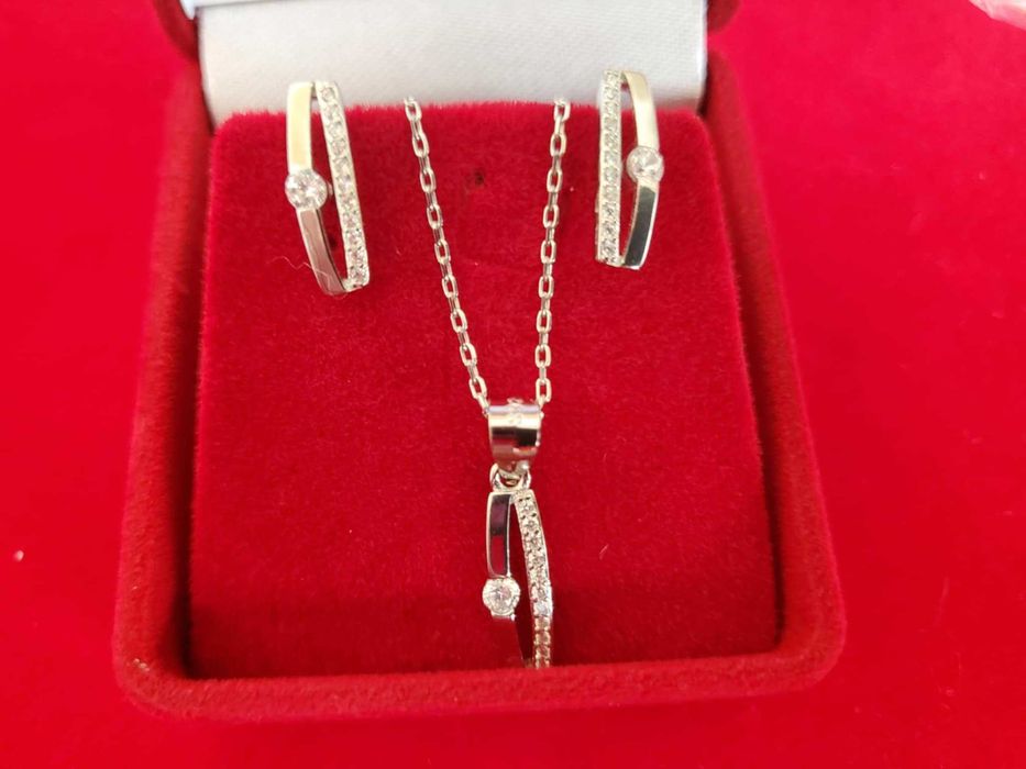 AG83,set argint 925,nou/marcat, 3 piese, zirconiu alb, ideal cadou