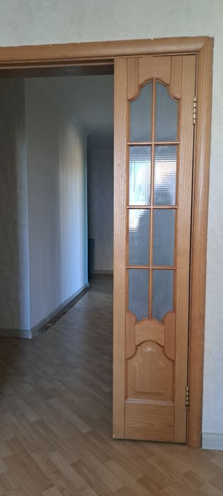 Деревянные двери с коробкой