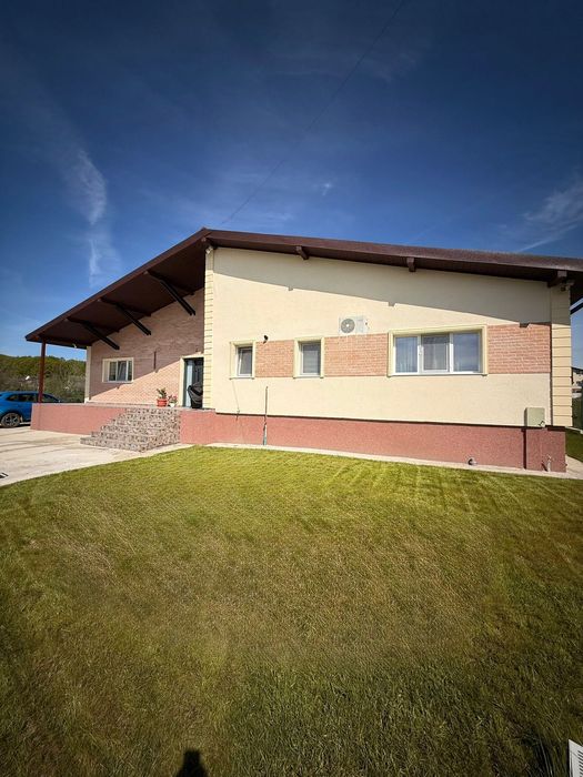 Casa parter cu teren generos