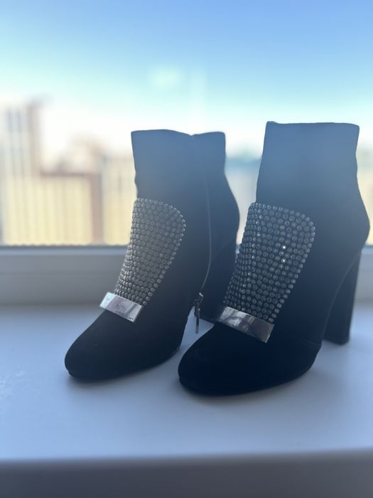 Продам осенние ботильоны