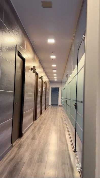 Продаётся здание -  офис клиника бизнес_центр
33 соток