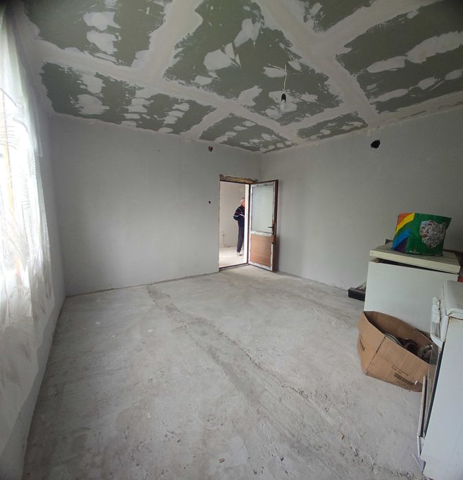 Къщата  в централната част на село Макариополско