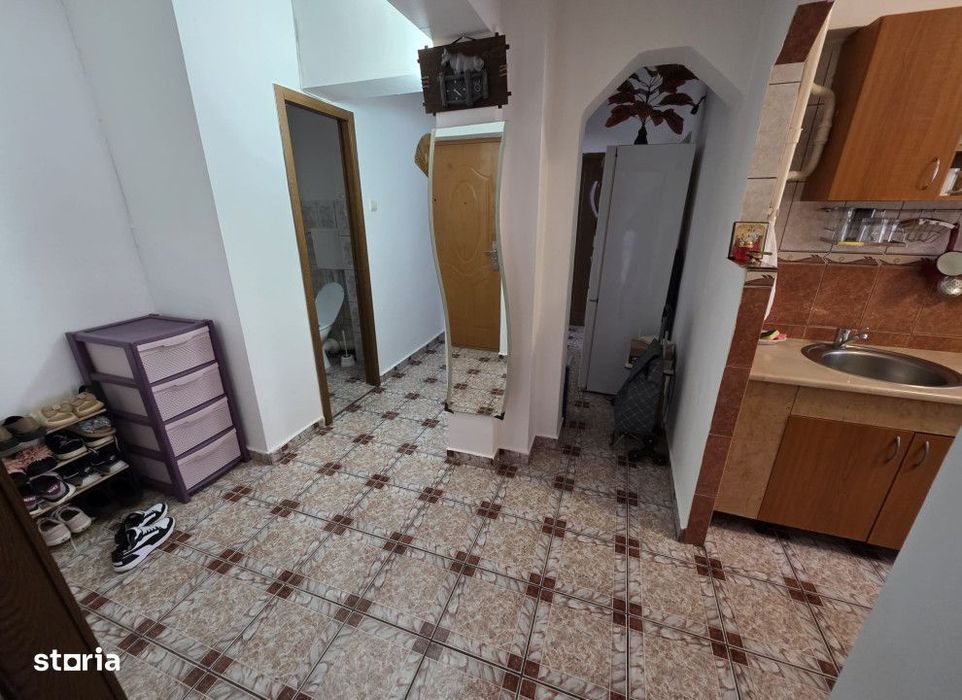 Apartament  3 camere Dacia , 70 metri, etaj 3 Cod:162952