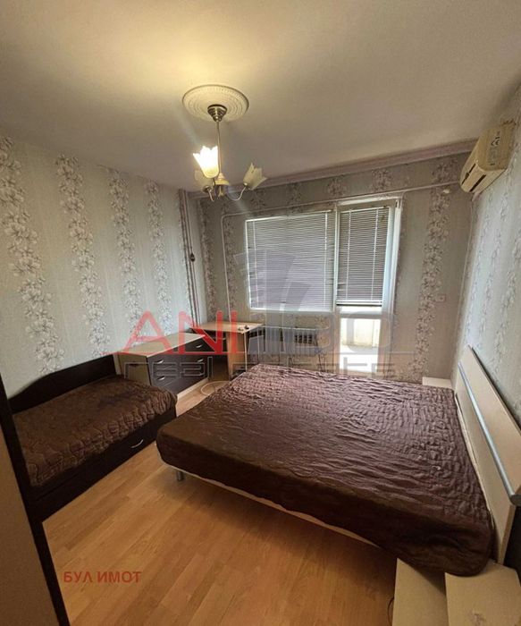 Продава се Четиристаен апартамент в Варна, Цветен квартал - 80 кв.м за 1083 €/кв.м - Снимка #2