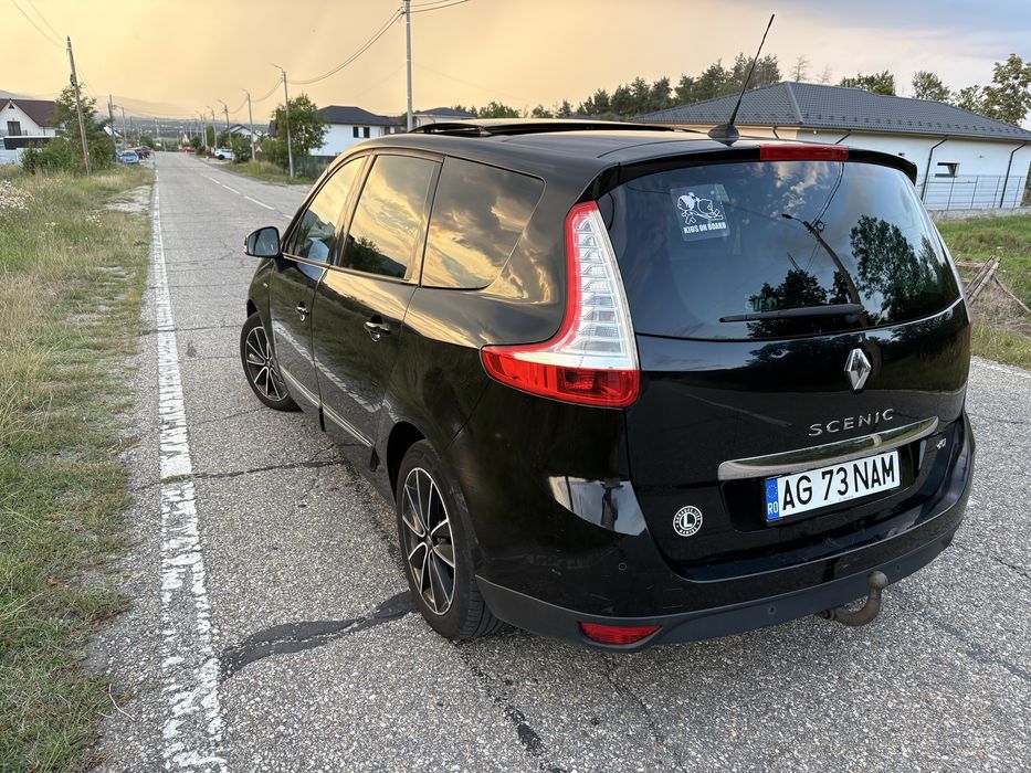 RENAULT Scenic 2012 — imagine 3
