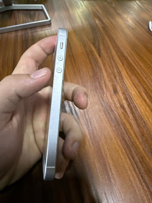 Iphone 5 SE 32 GB 97%