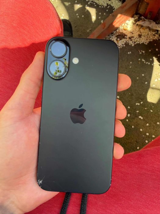 Vand sau schimb iphone 16