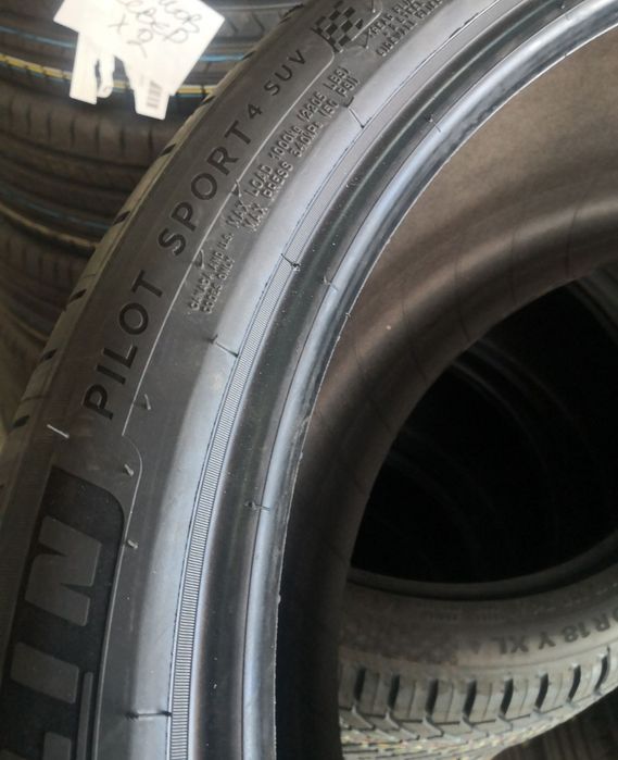 285 35 23 нови гуми Michelin dot 25 26
