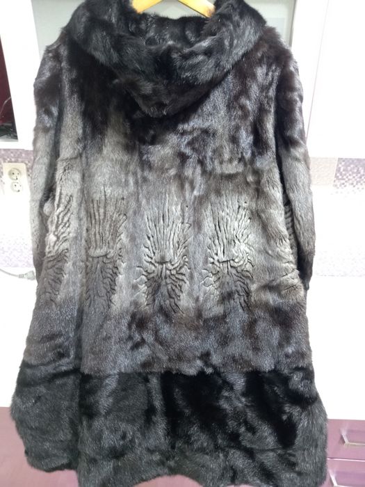 Продам шубу норковую