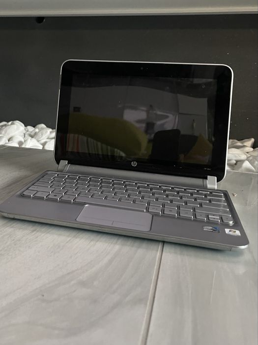 Laptop Netbook HP Mini 210-2011SQ 10.1” Intel Atom N455 – Windows 7 – Albastru