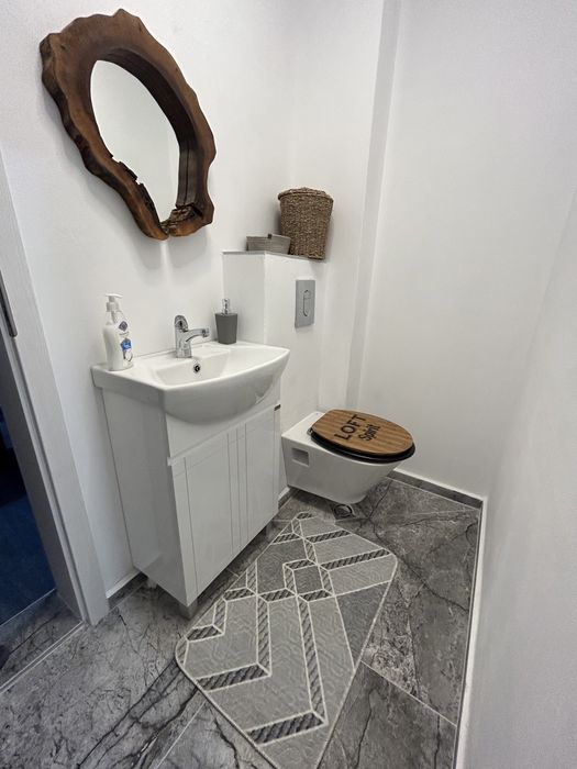 Дава се под наем Четиристаен апартамент в Варна, м-т Боровец - юг - 100 кв.м за 1100 € - Снимка #6