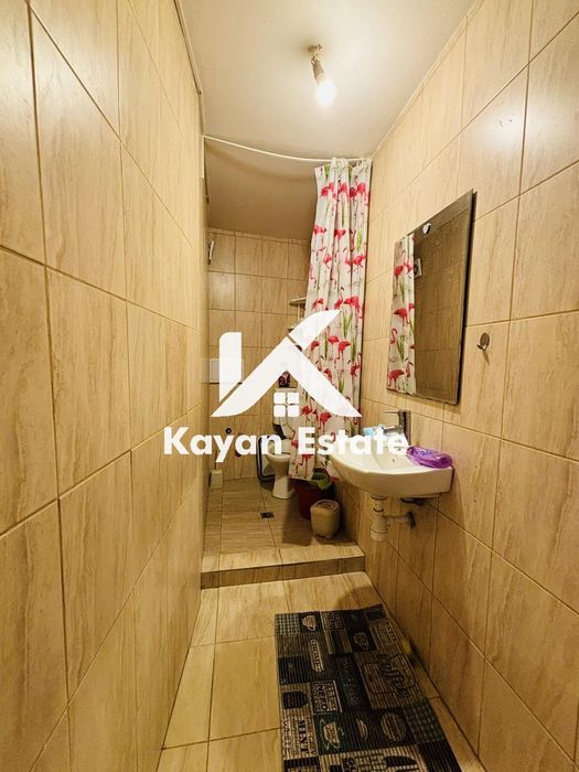 Дава се под наем Тристаен апартамент в Бургас, Център - 120 кв.м за 375 € - Снимка #7