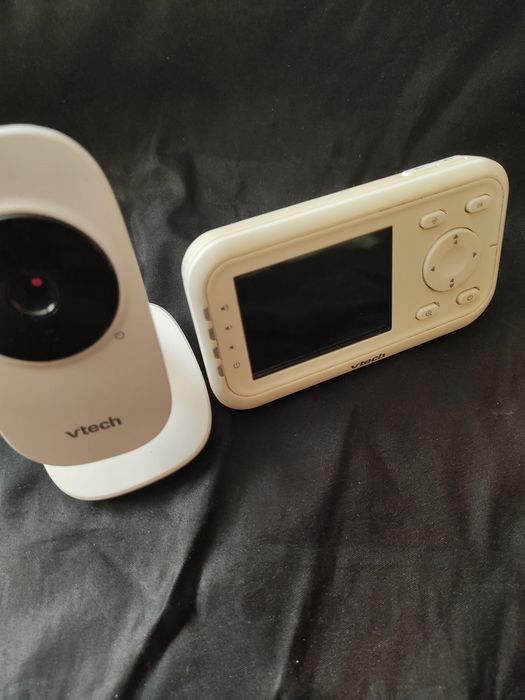 Cameră supraveghere copil cu sistem de monitorizare de la distanță