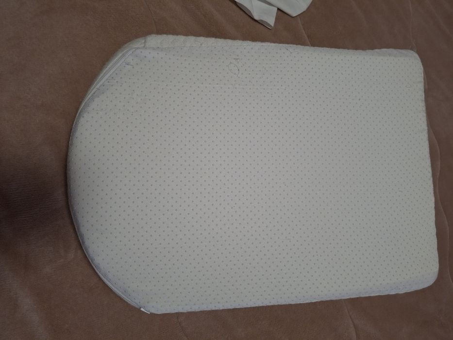 Антирефлуксна възглавница за бебе