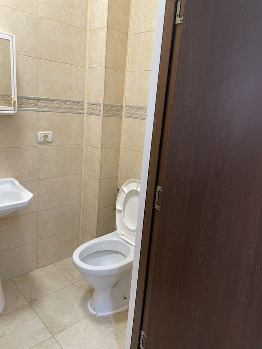 Inchiriez garsoniera 30 mp zona uta