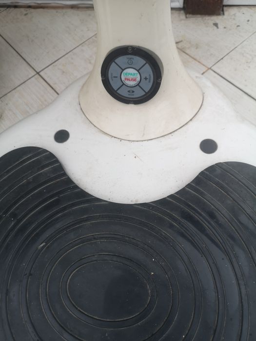 Фитнес Уред Treo V109 Vibration Plate