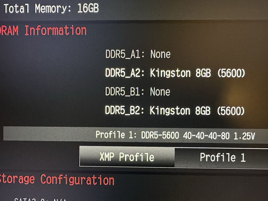 Memorii RAM 16GB DDR5 Kingston FURY Black XMP 5600MT/s CL40