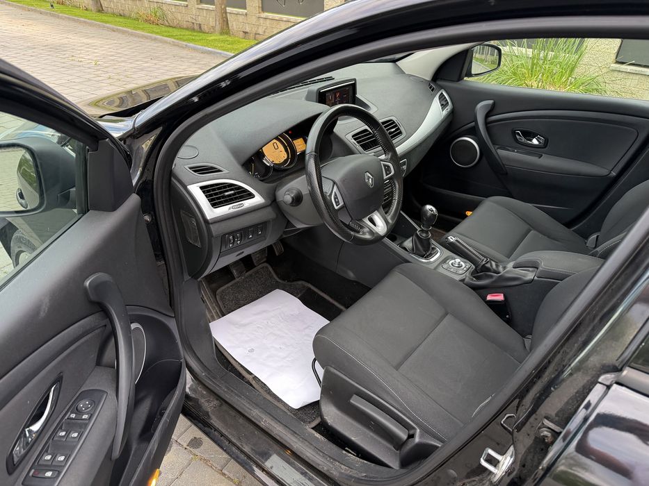 Renault Megane facelift, 1.5dci, Full Option, Stare Perfecta