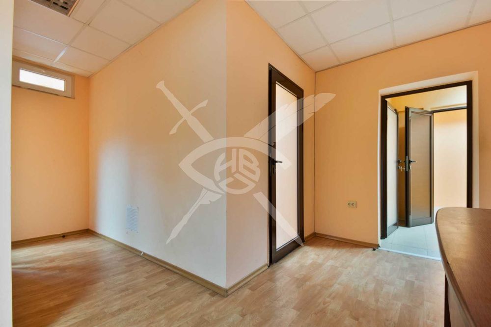 Продава се Офис в София, Дружба 2 - 168 кв.м за 1905 €/кв.м - Снимка #9