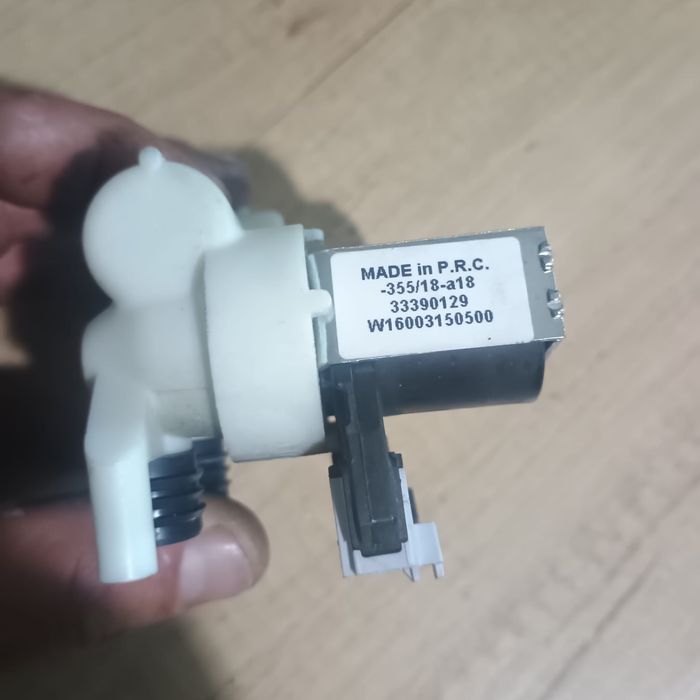 Vand piese masina de spalat indesit