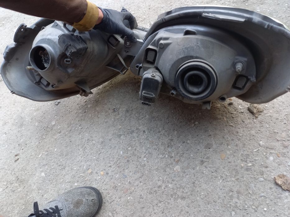 Faruri Opel Vivaro Renault Trafic