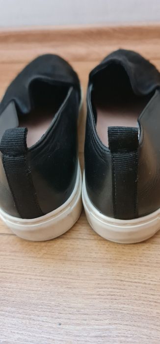 Сникърси естествена кожа