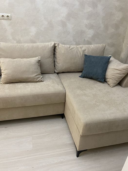 Продам новый угловой диван