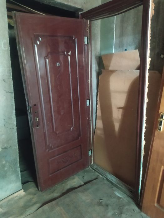 Дверь входная китайская