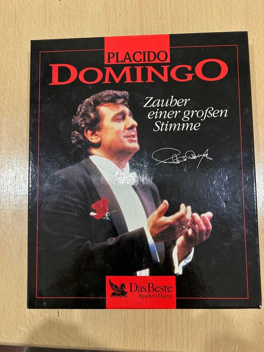 casete originale cu Placido Domingo