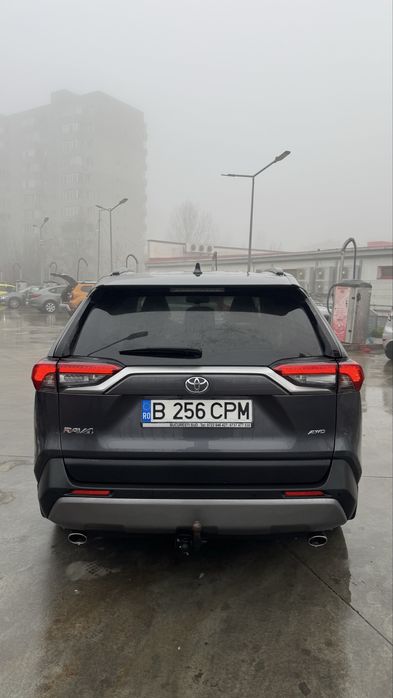 Toyota Rav 4 benzina  Detin Carte Service