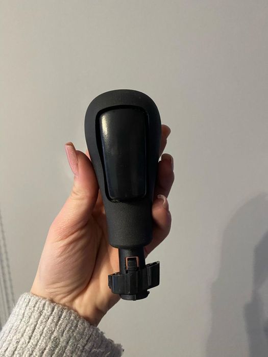 Nuca schimbator cutie automata Volvo XC60 S60 V60 V40 2014+