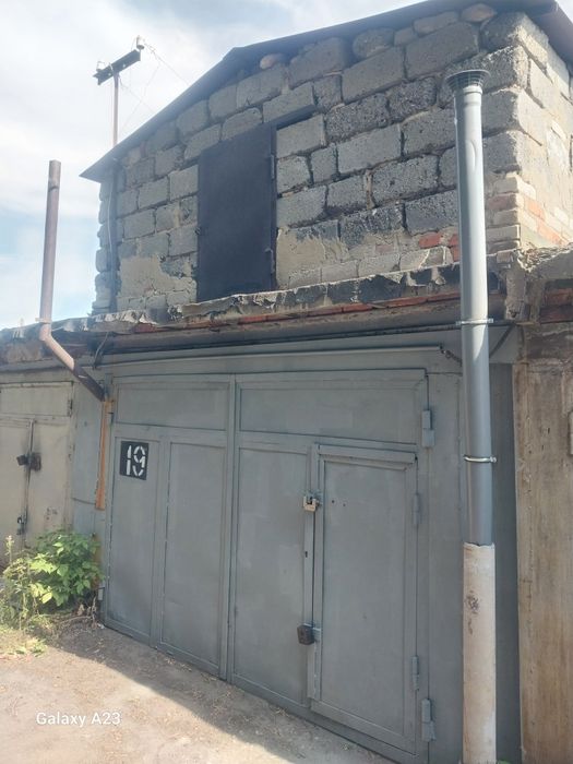 Продам гараж 1 общество