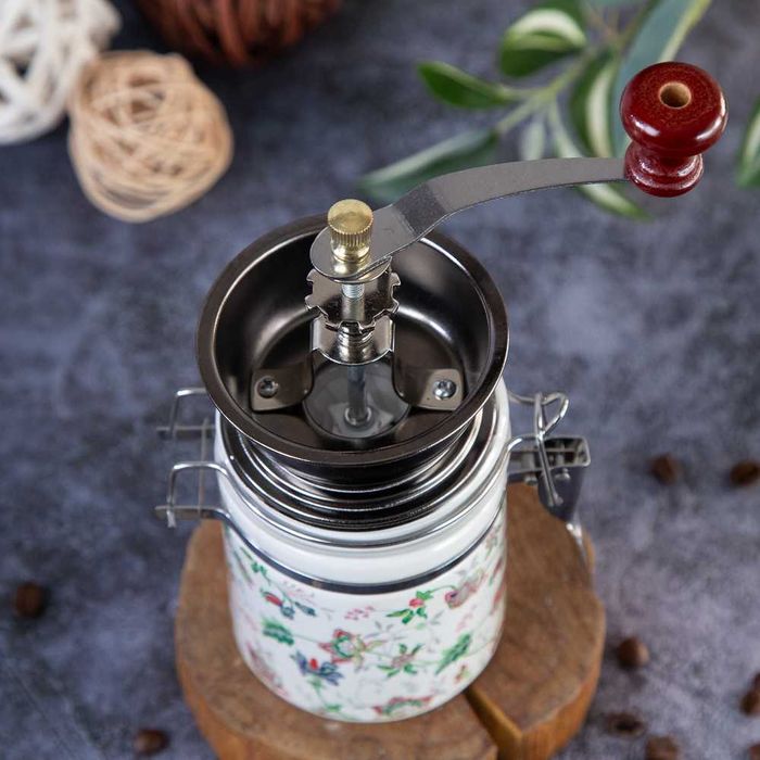 Нова Ретро Мелачка на Зърна Механична Кафемелачка 2 Варианта