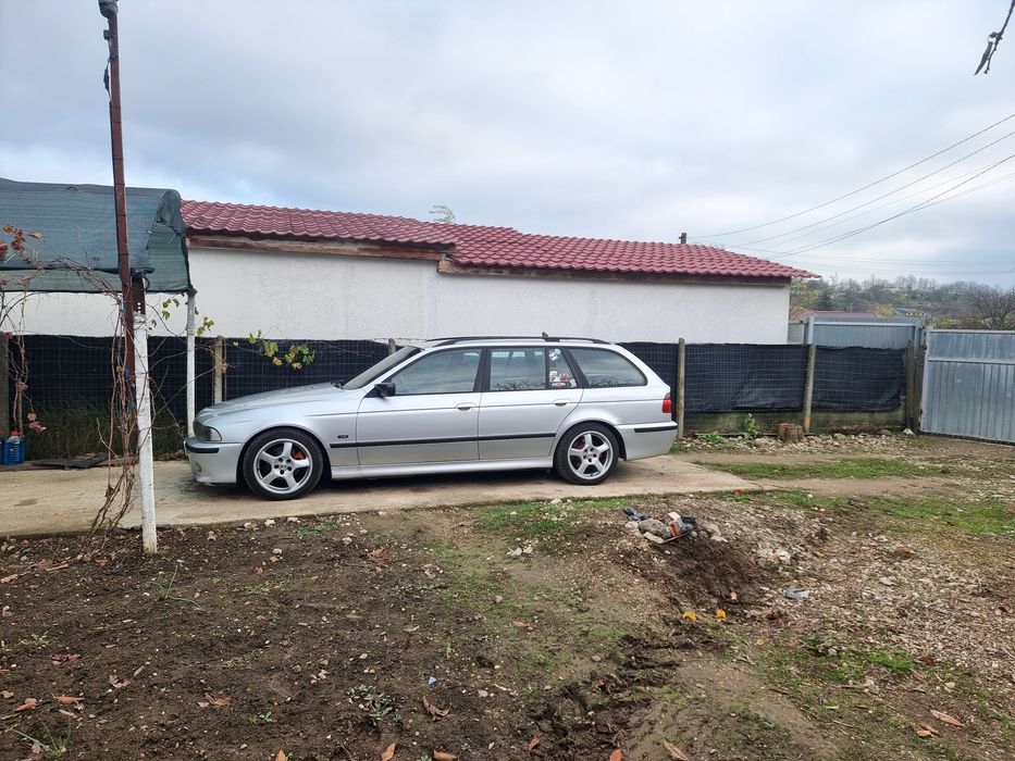 Vând BMW E39 520i  pachet M