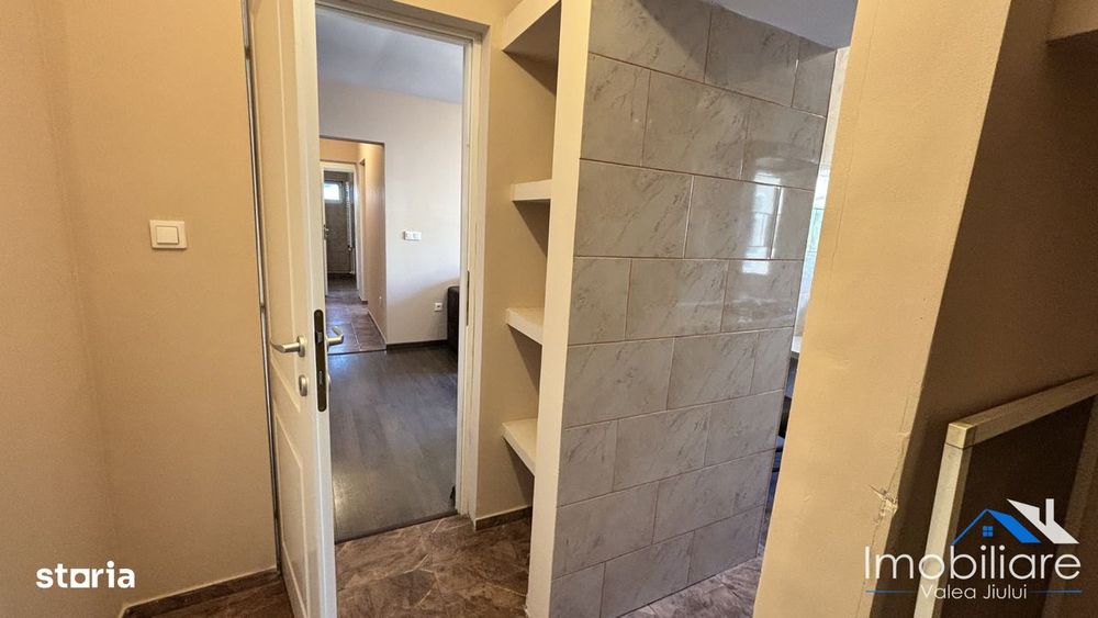 Apartament 3 camere decomandate | Etaj 3/4 | Complet mobilat si utilat