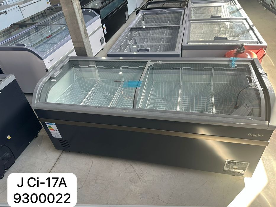 Морозильные лари-витрины