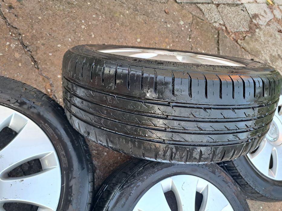 Гуми с джанти 205/55/16 за Ауди