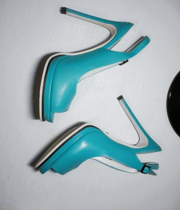 Босоножки Vitacci