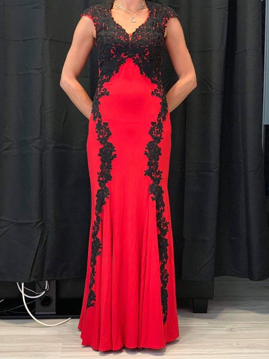 Дълга рокля за бал