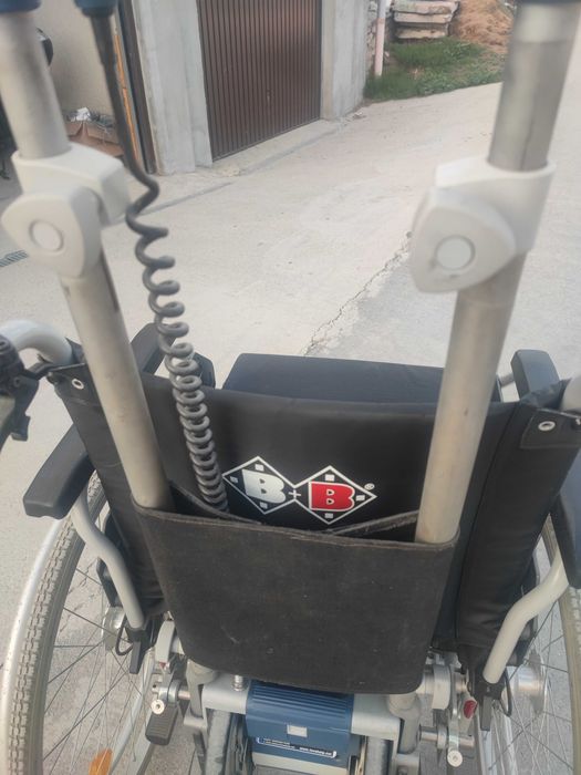 Инвалидна количка изкачване на стълби