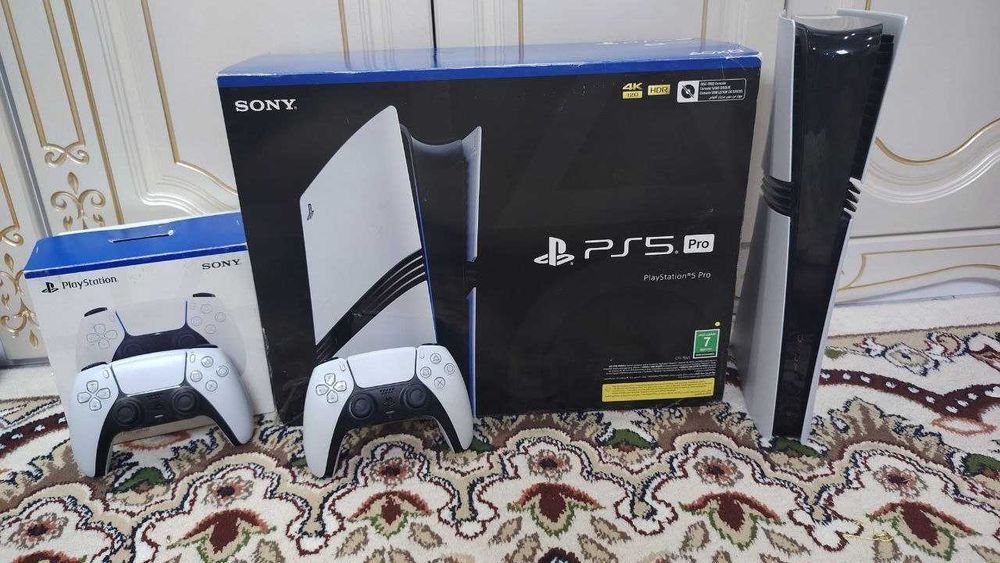 playstation 5 pro 2ТБ идеальный состояние как новый 2 джойстик