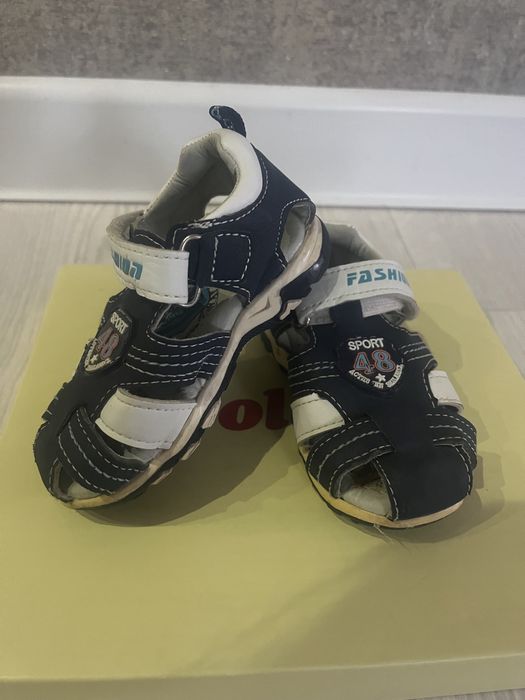 Сандали на мальчика