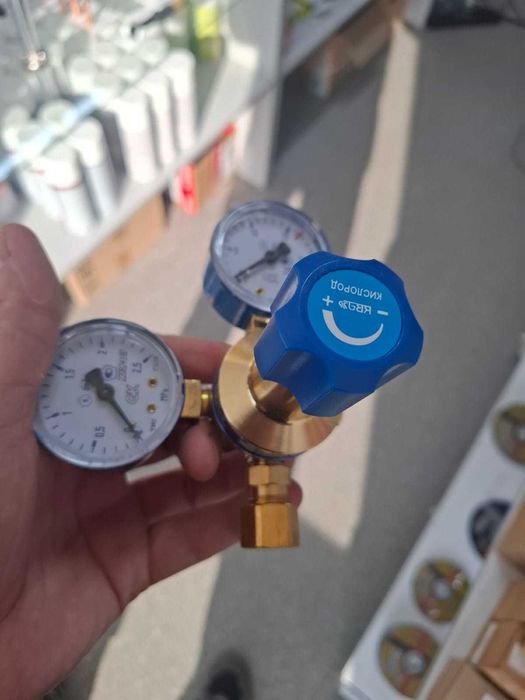 Редуктор углекислотный CO₂ для полуавтомата