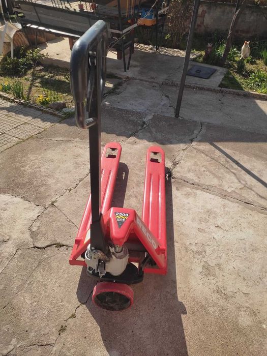 Ръчна Палетна количка