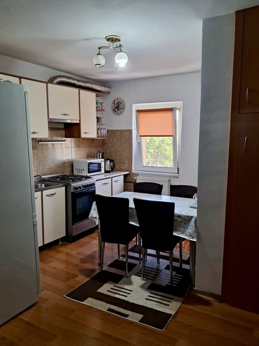 Apartament 2 camere de inchiriat