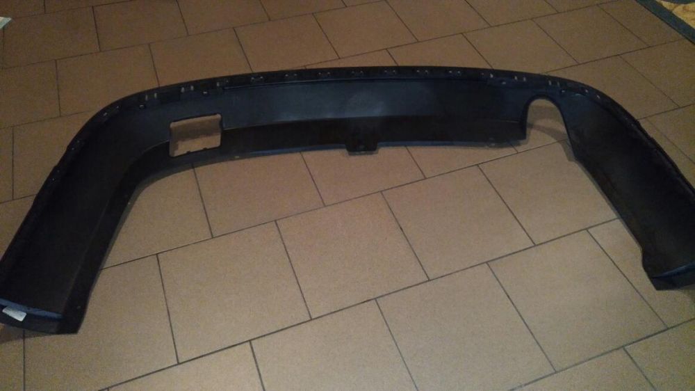 Doar astăzi 600 lei. Spoiler nou golf 6, golf 5, break